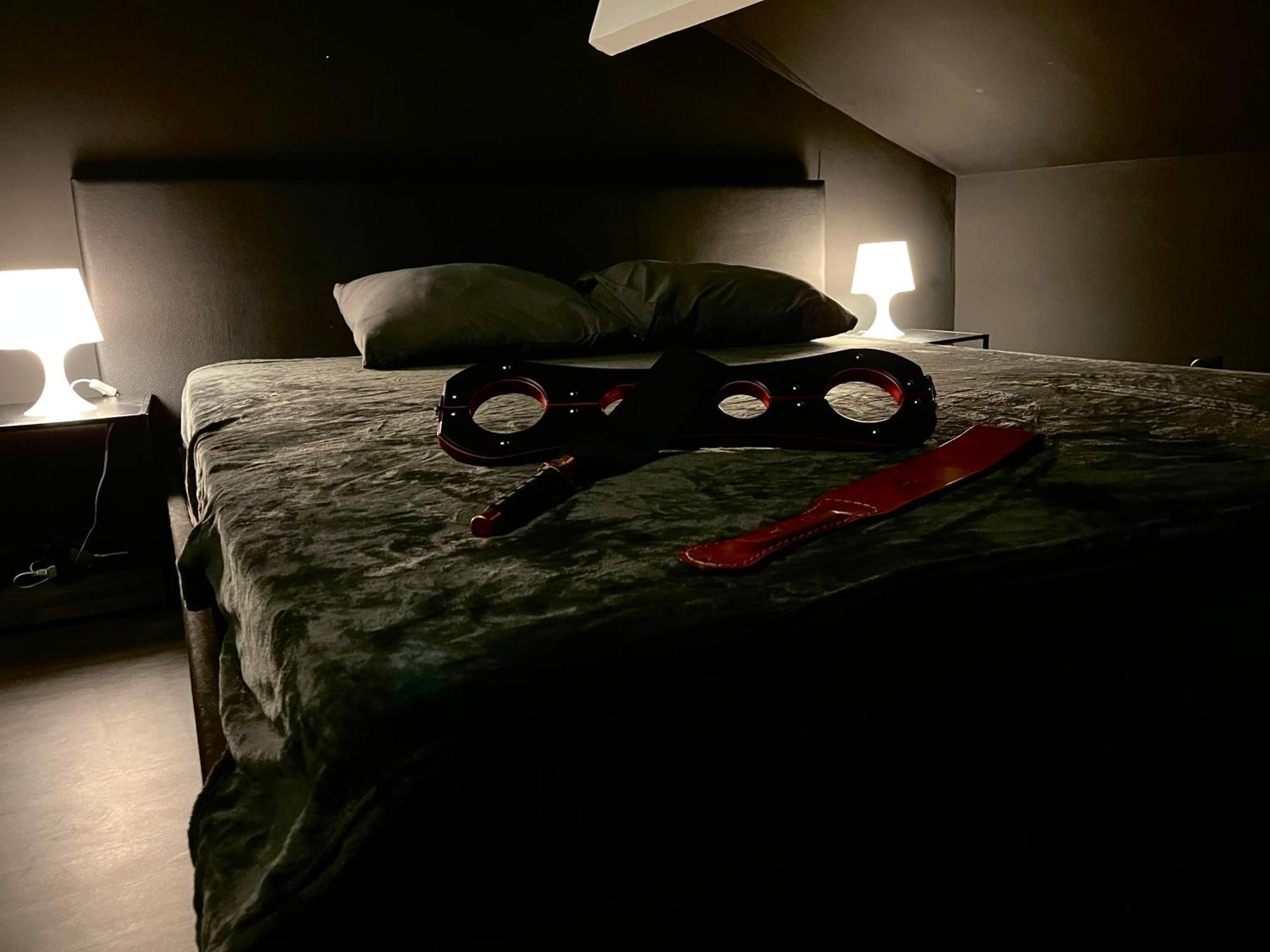 Amour D'Une Nuit, Loveroom Сарсель Экстерьер фото